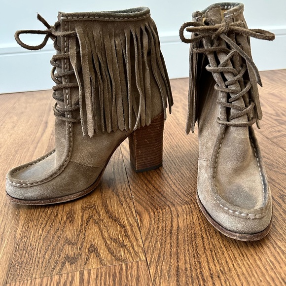 Frye tassel leather booties size 7.5 - Picture 6 of 10